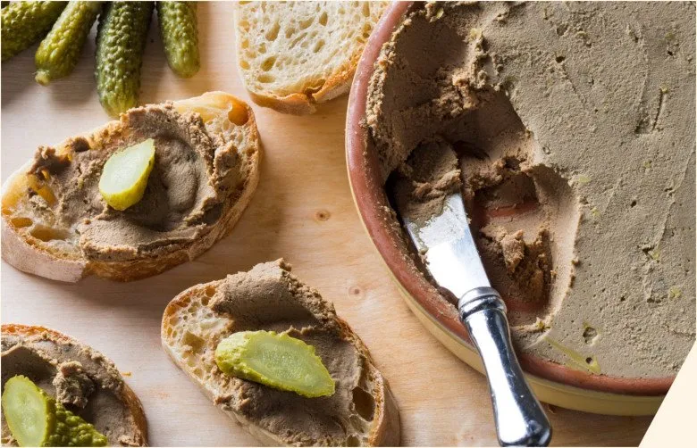 Pate là món ăn xuất xứ từ nước Pháp, phổ biến tại Việt Nam