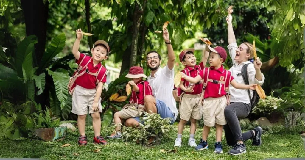 Học sinh VAS tham gia hoạt động nhóm tại trại hè quốc tế