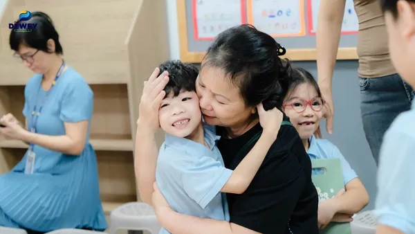 Biện pháp hiệu quả giúp học sinh phòng chống bạo lực học đường và tự bảo vệ bản thân.