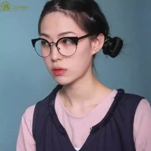 Hai búi tóc Macarons thấp dễ thương