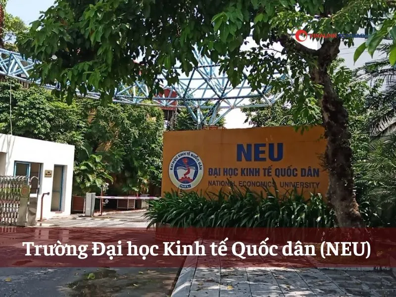 Cổng trường Đại học Kinh tế Quốc Dân