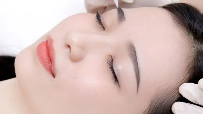 Kết quả điêu khắc chân mày với dáng sợi tự nhiên và hài hòa