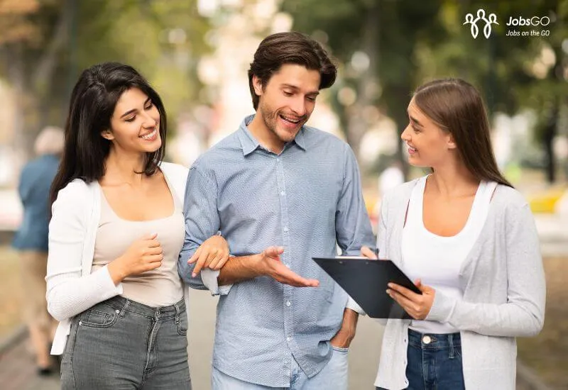 Sinh viên Xã hội học học cách phân tích dữ liệu và nghiên cứu xã hội