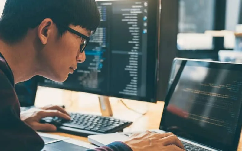 Những công việc tiềm năng và cơ hội phát triển trong ngành IT