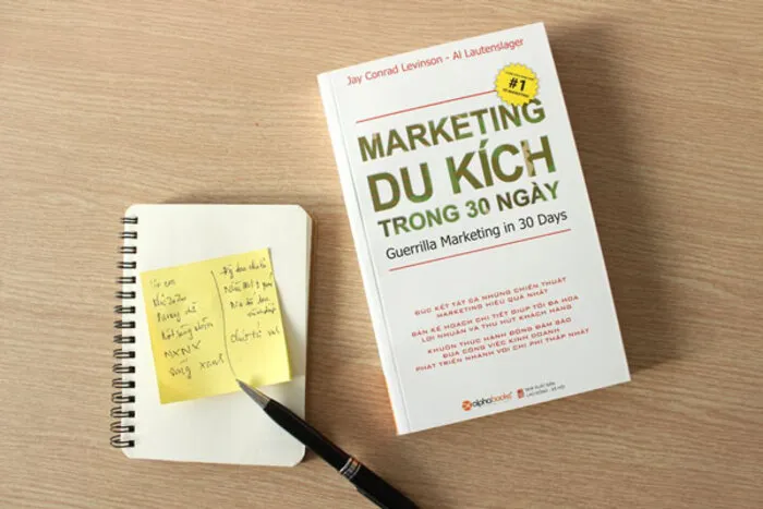 Cuốn sách Marketing du kích trong 30 ngày