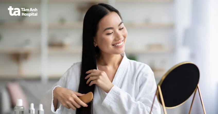 Hình ảnh minh họa cho thấy cấy meso còn có tác dụng kích thích mọc tóc và nuôi dưỡng nang tóc