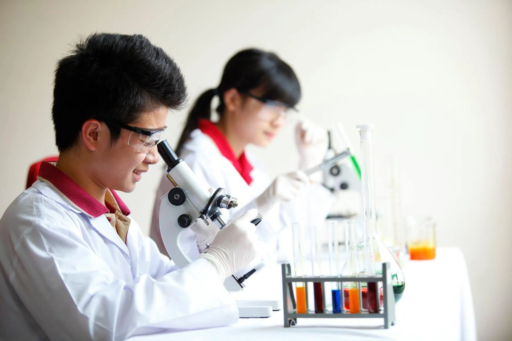 Học sinh tham gia buổi ngoại khóa thực tế