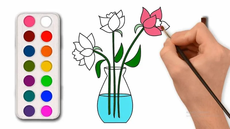 Bức vẽ bình hoa và hoa sau khi hoàn thành và tô màu